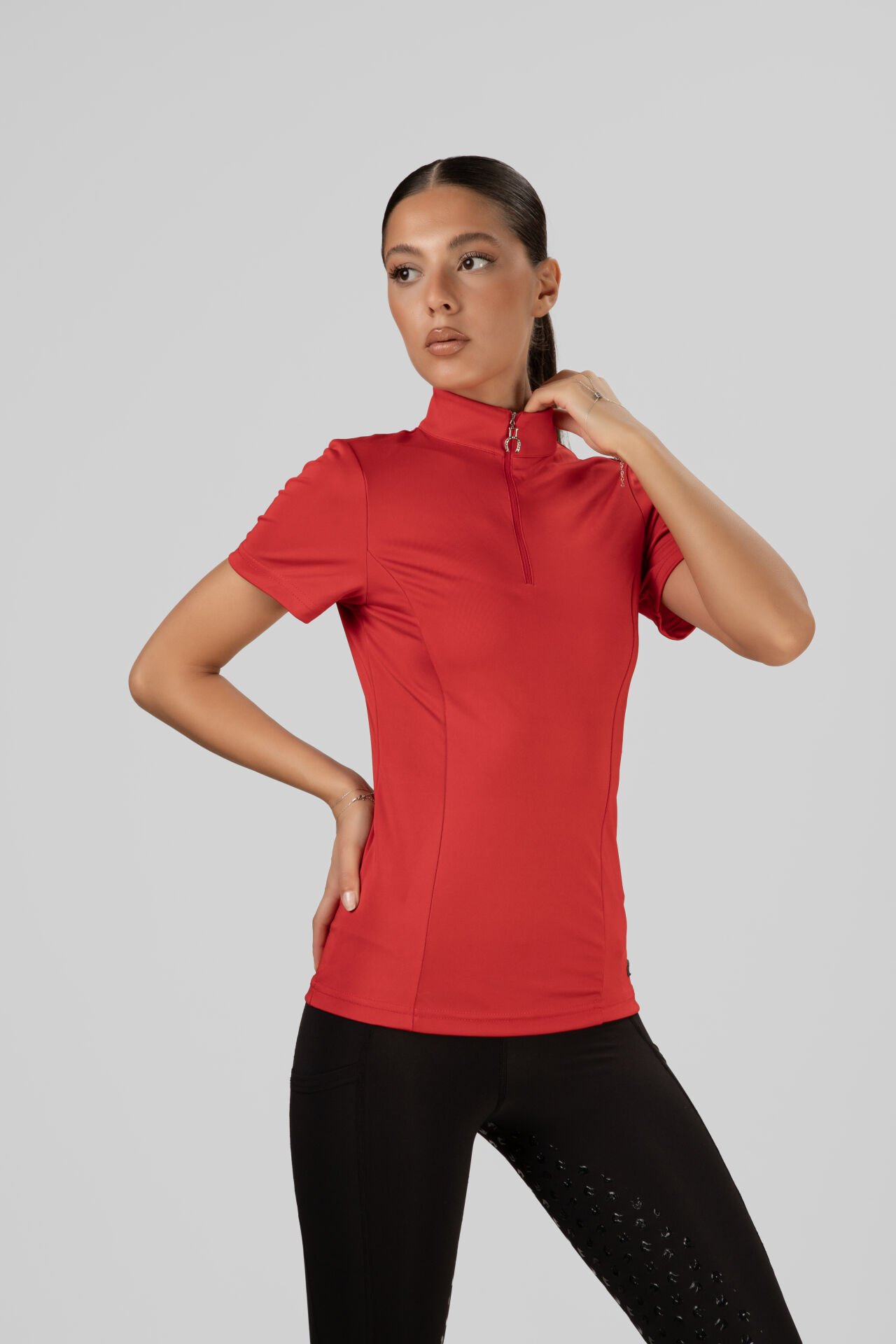 Binici tişörtü Dik hakem yaka kırmızı renk